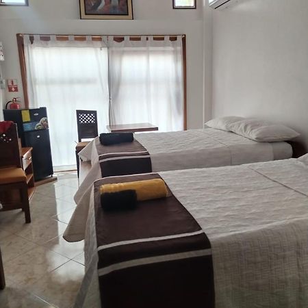 Alojamiento Villa Mar Puerto Ayora  Kültér fotó