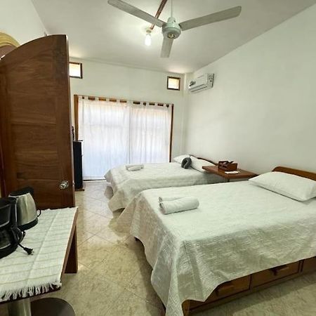 Alojamiento Villa Mar Puerto Ayora  Kültér fotó