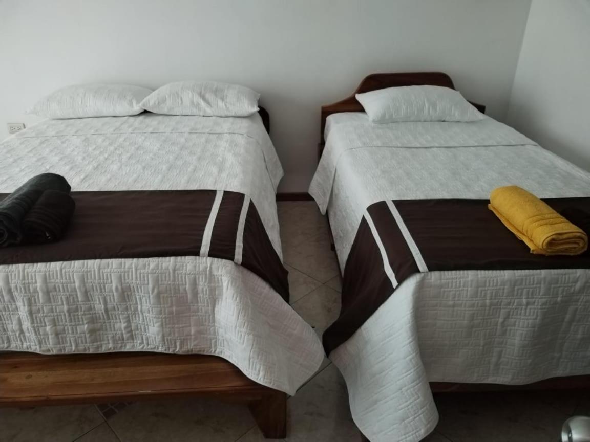 Alojamiento Villa Mar Puerto Ayora  Kültér fotó